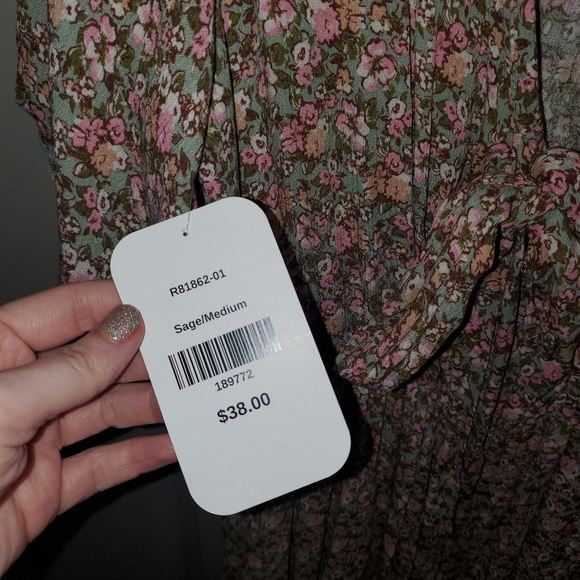 Romper - Picture 2 of 2